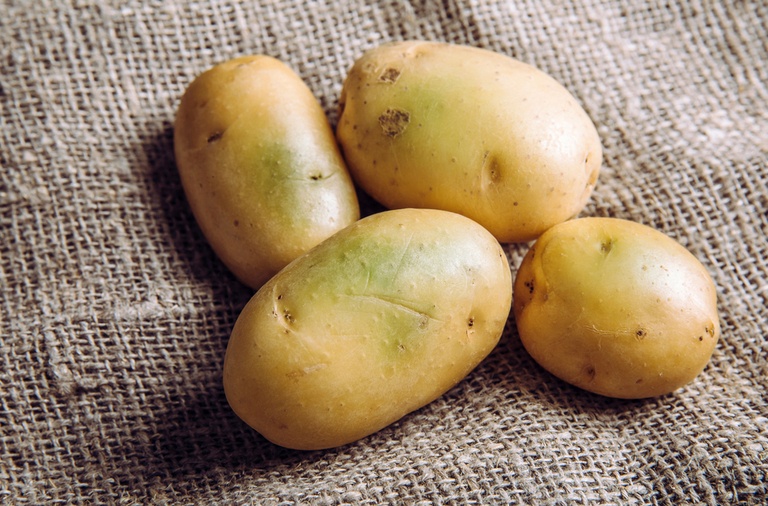 How To Store Potatoes And Onions? How To Store Potatoes And Onions?