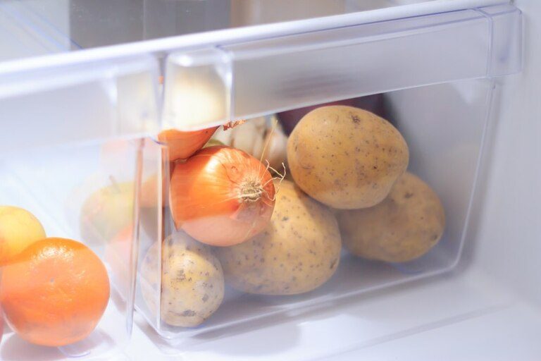 How To Store Potatoes And Onions? How To Store Potatoes And Onions?
