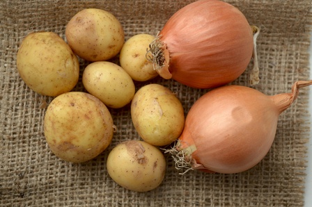 How To Store Potatoes And Onions?