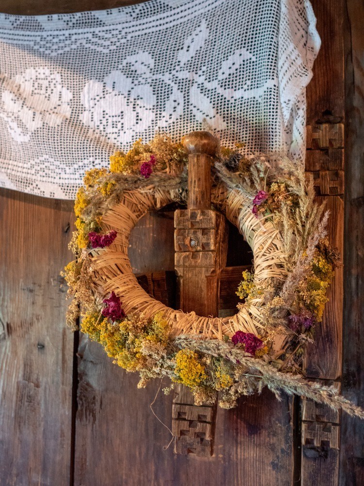 DIY Summer Wreath Ideas to Spruce Up Your Front Door DIY Summer Wreath Ideas to Spruce Up Your Front Door