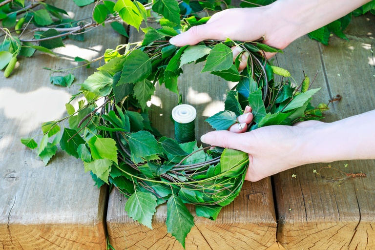 DIY Summer Wreath Ideas to Spruce Up Your Front Door DIY Summer Wreath Ideas to Spruce Up Your Front Door