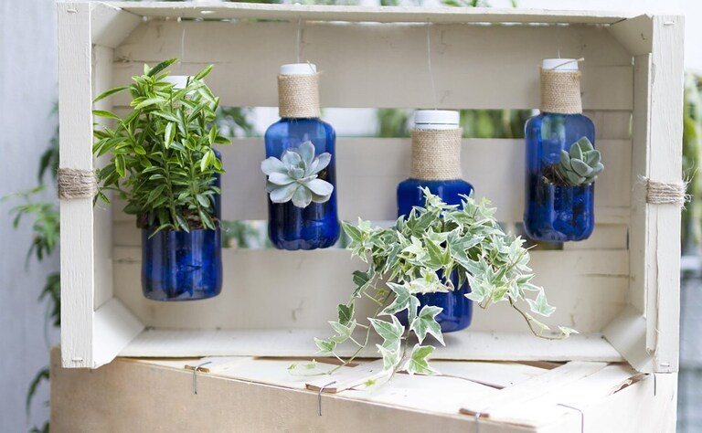 Ways To Decorate Your Garden With Recycled Materials Ways To Decorate Your Garden With Recycled Materials