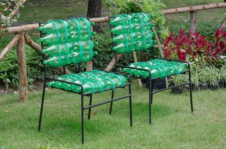 Ways To Decorate Your Garden With Recycled Materials Ways To Decorate Your Garden With Recycled Materials