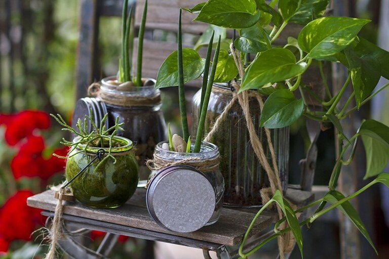Ways To Decorate Your Garden With Recycled Materials Ways To Decorate Your Garden With Recycled Materials