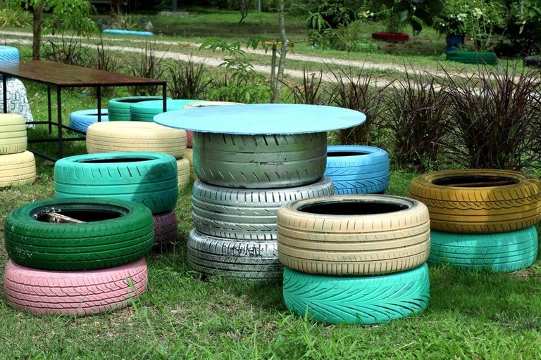Ways To Decorate Your Garden With Recycled Materials Ways To Decorate Your Garden With Recycled Materials