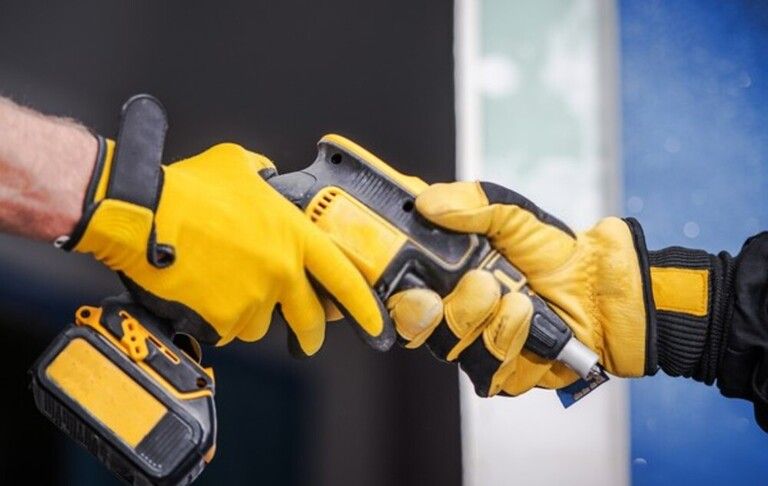 5 Ways Renting Equipment Can Save You Time and Money on Outdoor Projects 5 Ways Renting Equipment Can Save You Time and Money on Outdoor Projects