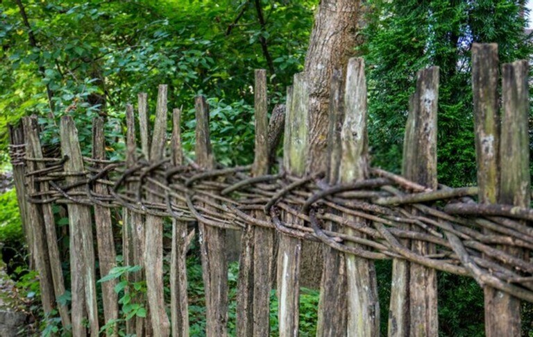 Clever Garden Projects Using Only Sticks and Twigs Clever Garden Projects Using Only Sticks and Twigs