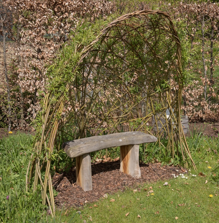 Clever Garden Projects Using Only Sticks and Twigs Clever Garden Projects Using Only Sticks and Twigs