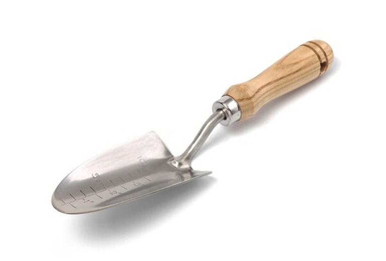 Gardening Tools List With Pictures And Their Uses Gardening Tools List With Pictures And Their Uses