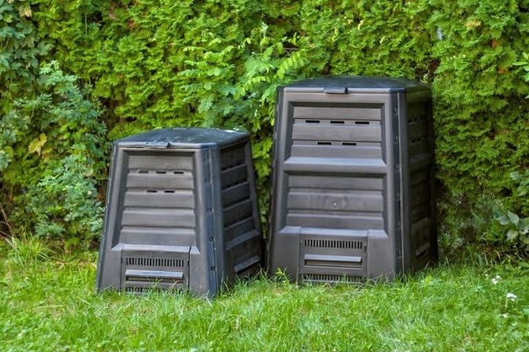 Gardening Tools List With Pictures And Their Uses Gardening Tools List With Pictures And Their Uses