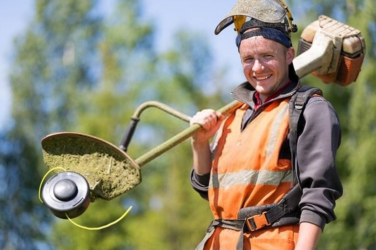 Gardening Tools List With Pictures And Their Uses Gardening Tools List With Pictures And Their Uses