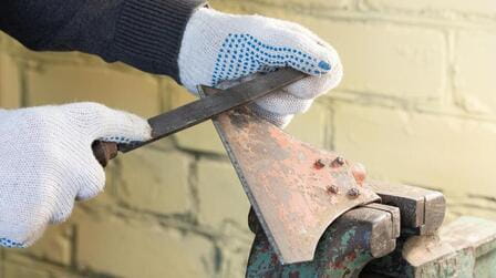 How to Sharpen a Hoe?