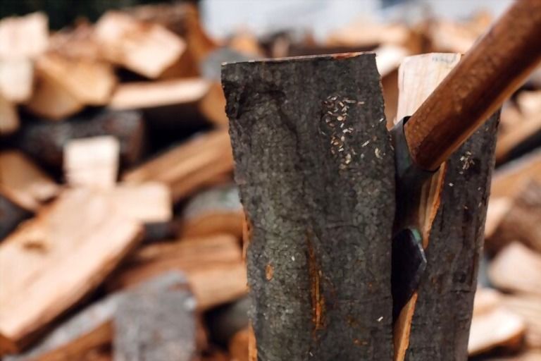 How To Split Wood With An Axe? How To Split Wood With An Axe?