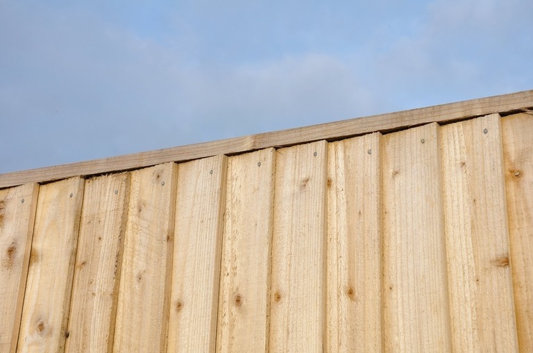 How to Build a Garden Fence to Keep Animals Out? How to Build a Garden Fence to Keep Animals Out?