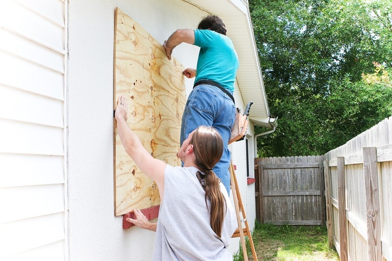 How Do You Prepare Your Home for a Hurricane? How Do You Prepare Your Home for a Hurricane?