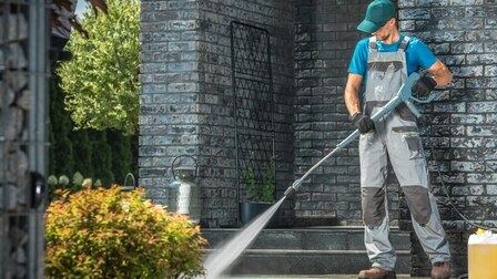 How to Use a Pressure Washer with Detergent?