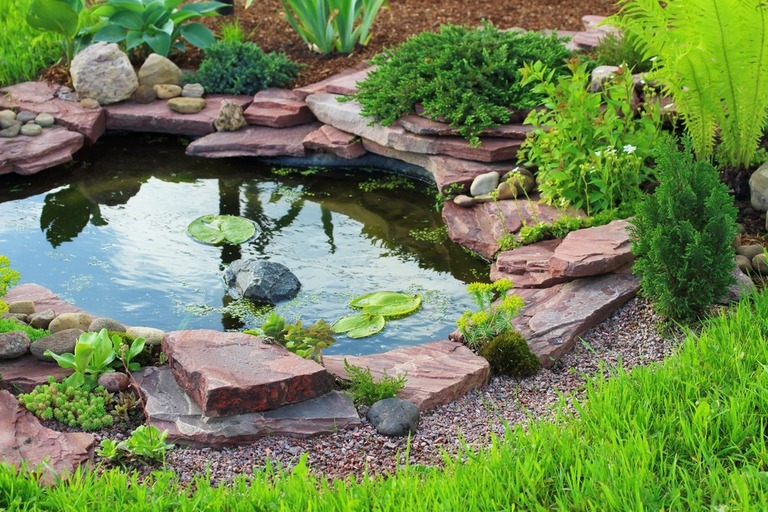 Simple Front Yard Landscaping Ideas on a Budget Simple Front Yard Landscaping Ideas on a Budget