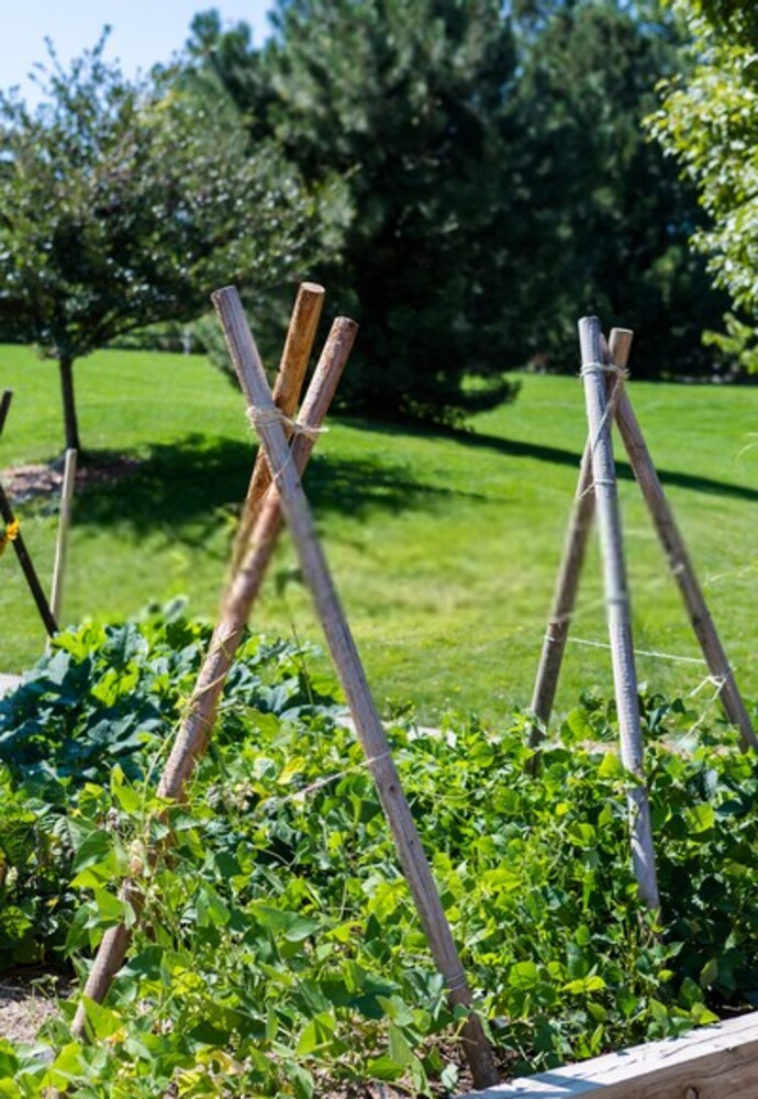How Do You Raise The Height Of A Flat Garden?