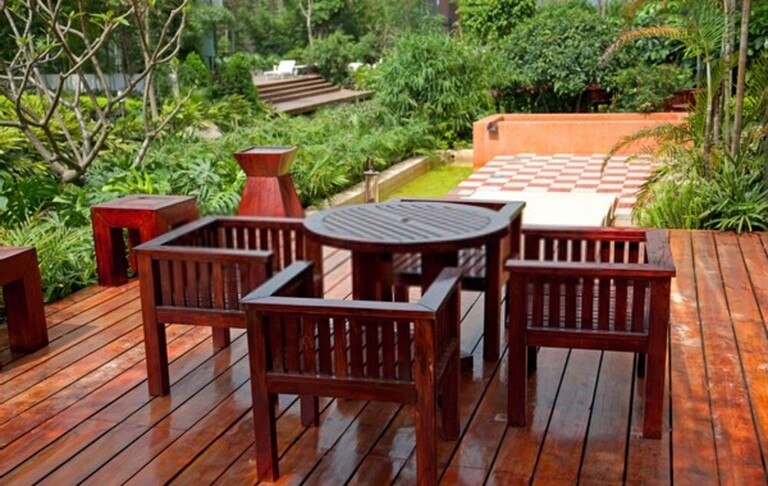 What Is The Best Way To Protect Outdoor Wood Furniture? What Is The Best Way To Protect Outdoor Wood Furniture?